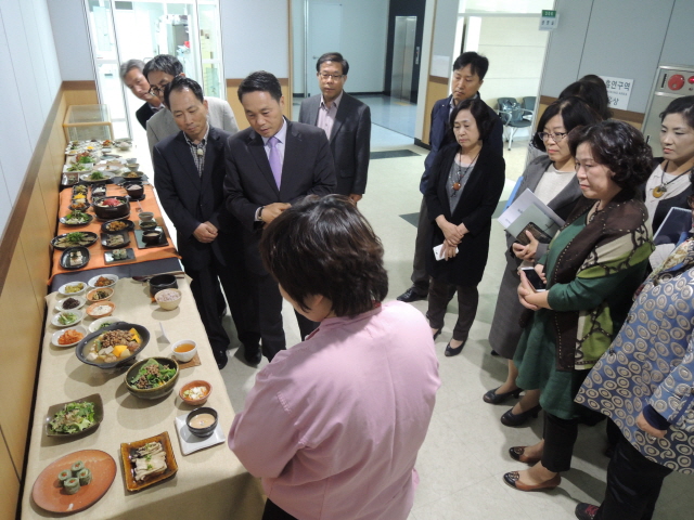 향토음식 자원화 농가맛...